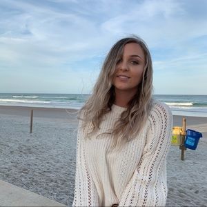 Meet your Posher, Jacy